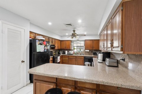 Casa en venta en Davie, Florida, 5 dormitorios, 213.12 m2 № 2077807 - foto 13