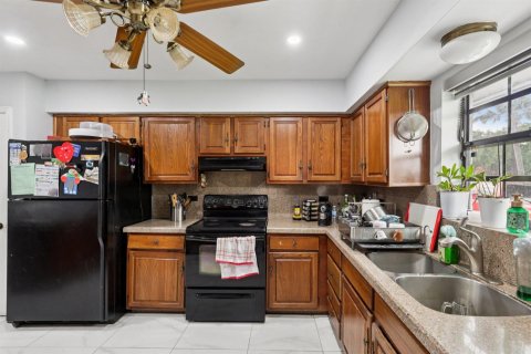 Casa en venta en Davie, Florida, 5 dormitorios, 213.12 m2 № 2077807 - foto 16