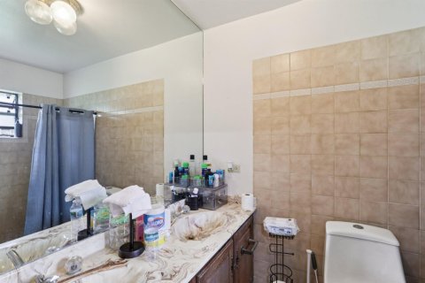Casa en venta en Davie, Florida, 5 dormitorios, 213.12 m2 № 2077807 - foto 25