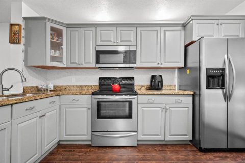 Adosado en venta en Coconut Creek, Florida, 2 dormitorios, 137.5 m2 № 2261271 - foto 5