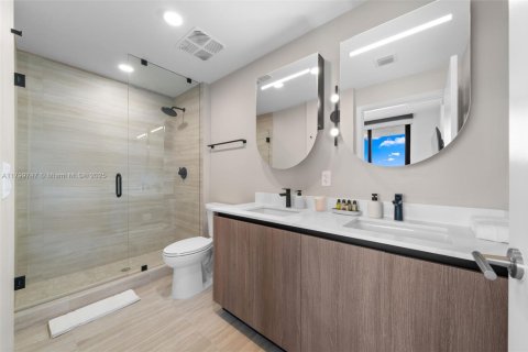 Copropriété à vendre à Miami Beach, Floride: 2 chambres, 92.44 m2 № 1938224 - photo 20