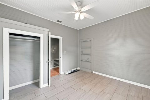 Casa en venta en Tampa, Florida, 2 dormitorios, 107.02 m2 № 2350416 - foto 22