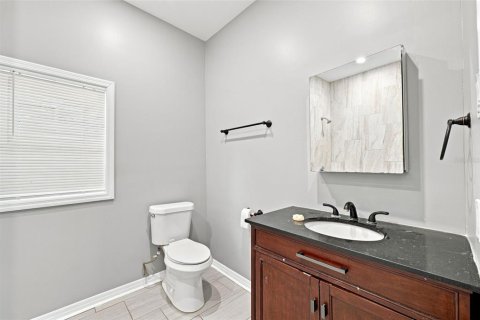 Casa en venta en Tampa, Florida, 2 dormitorios, 107.02 m2 № 2350416 - foto 16