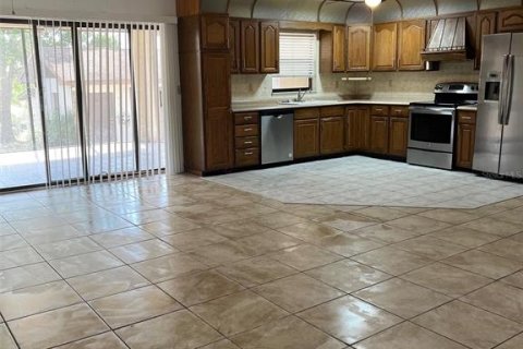 Villa ou maison à louer à Lake Placid, Floride: 4 chambres, 193.24 m2 № 2339496 - photo 6