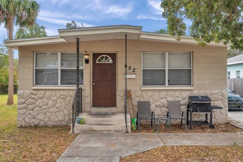 House in Saint Petersburg, Florida 4 bedrooms, 127.74 sq.m. № 1536334 - photo 2