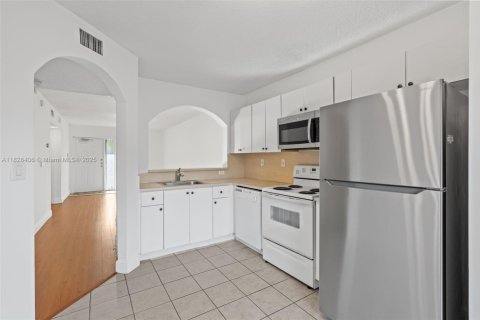 Купить кондоминиум в Хомстед, Флорида 2 спальни, 85.47м2, № 1806452 - фото 11