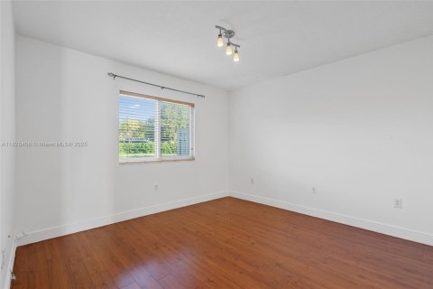 Купить кондоминиум в Хомстед, Флорида 2 спальни, 85.47м2, № 1806452 - фото 16