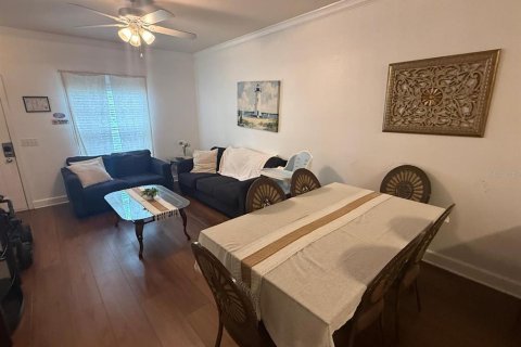 Casa en venta en Kissimmee, Florida, 3 dormitorios, 120.77 m2 № 2306091 - foto 11