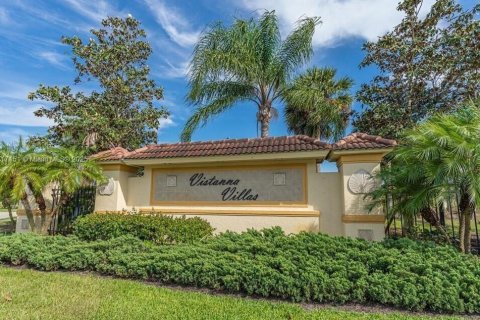 Adosado en venta en Lehigh Acres, Florida, 3 dormitorios, 136.38 m2 № 1697851 - foto 25