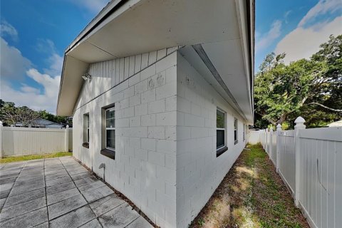 Villa ou maison à louer à Orlando, Floride: 3 chambres, 146.79 m2 № 2395695 - photo 15