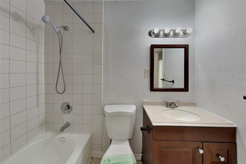 Villa ou maison à louer à Orlando, Floride: 3 chambres, 146.79 m2 № 2395695 - photo 14