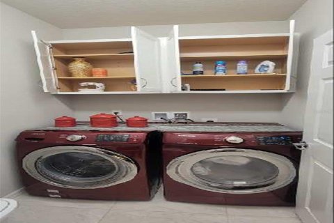 Снять в аренду виллу или дом в Дэвенпорт, Флорида 5 комнат, 136.38м2, № 1561660 - фото 7