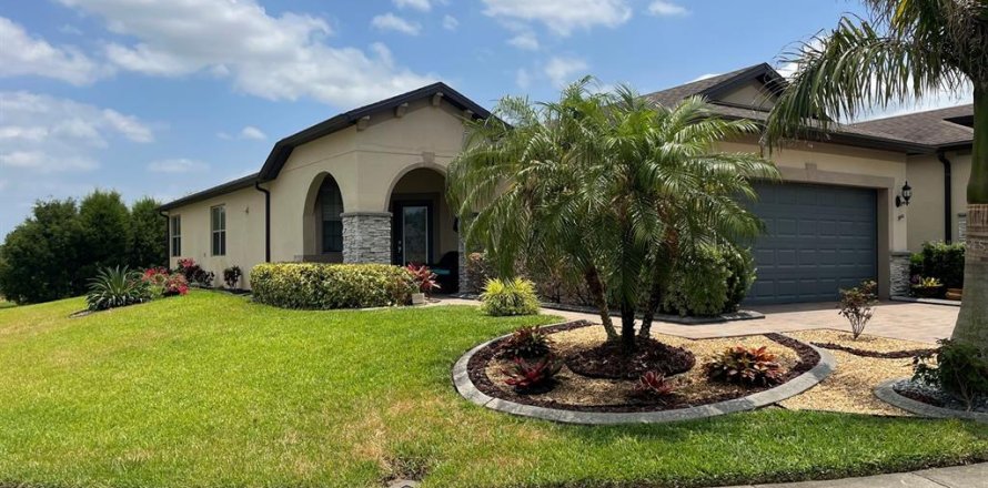 Villa ou maison à Davenport, Floride 2 chambres, 136.38 m2 № 1561660