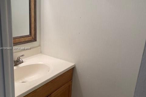 Снять в аренду таунхаус в Хайалиа, Флорида 4 спальни, 156.17м2, № 1989343 - фото 6