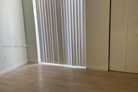 Снять в аренду таунхаус в Хайалиа, Флорида 4 спальни, 156.17м2, № 1989343 - фото 14