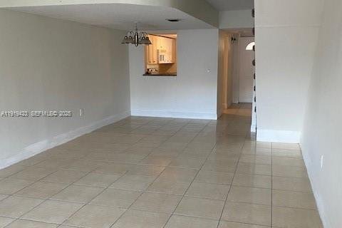 Снять в аренду таунхаус в Хайалиа, Флорида 4 спальни, 156.17м2, № 1989343 - фото 4