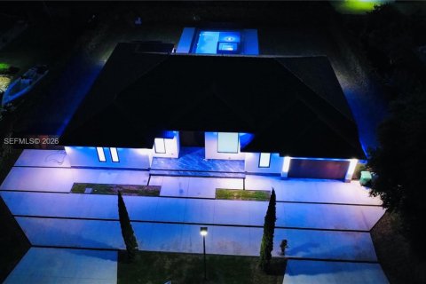 Купить виллу или дом в Майами, Флорида 5 спален, 308.06м2, № 2060292 - фото 29