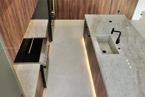 Купить виллу или дом в Майами, Флорида 5 спален, 308.06м2, № 2060292 - фото 7