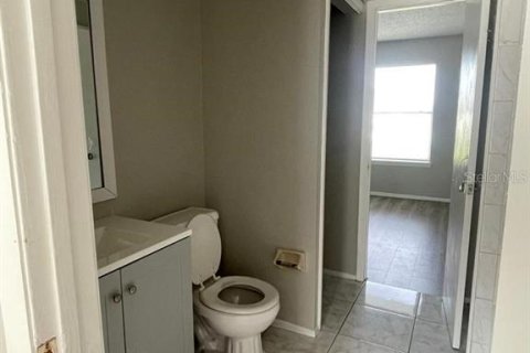 Adosado en venta en Kissimmee, Florida, 2 dormitorios, 92.16 m2 № 1512312 - foto 15