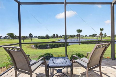 House in Punta Gorda, Florida 3 bedrooms, 189.24 sq.m. № 2117659 - photo 3