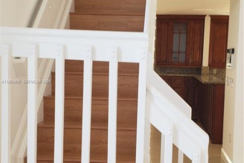 Снять в аренду виллу или дом в Майами, Флорида 5 спален, 193.7м2, № 2007731 - фото 20