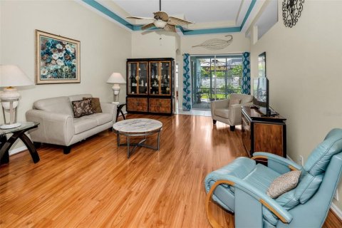 Casa en venta en Trinity, Florida, 2 dormitorios, 159.7 m2 № 1902477 - foto 12