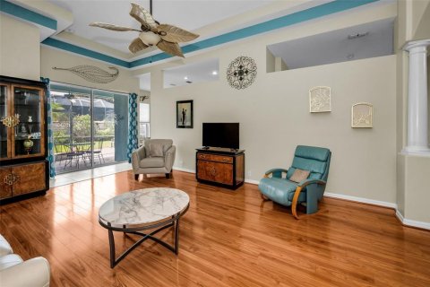 Casa en venta en Trinity, Florida, 2 dormitorios, 159.7 m2 № 1902477 - foto 13