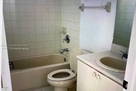 Снять в аренду таунхаус в Мирамар, Флорида 3 спальни, № 1955790 - фото 18