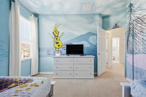 House in Davenport, Florida 9 bedrooms, 372.72 sq.m. № 2166016 - photo 8