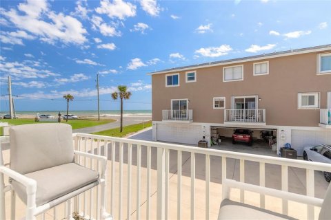 House in Ormond Beach, Florida 3 bedrooms, 131.92 sq.m. № 1805639 - photo 15