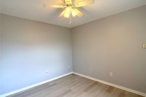 Touwnhouse à louer à Davenport, Floride: 37.16 m2 № 2096221 - photo 4