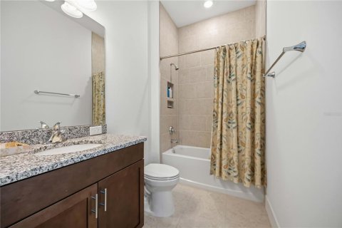 Villa ou maison à louer à Bradenton, Floride: 3 chambres, 294.22 m2 № 2425725 - photo 25