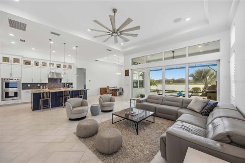 Villa ou maison à louer à Bradenton, Floride: 3 chambres, 294.22 m2 № 2425725 - photo 7