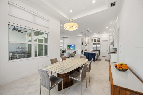 Villa ou maison à louer à Bradenton, Floride: 3 chambres, 294.22 m2 № 2425725 - photo 13