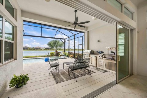 Villa ou maison à louer à Bradenton, Floride: 3 chambres, 294.22 m2 № 2425725 - photo 30