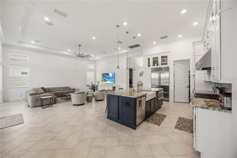 Villa ou maison à louer à Bradenton, Floride: 3 chambres, 294.22 m2 № 2425725 - photo 11