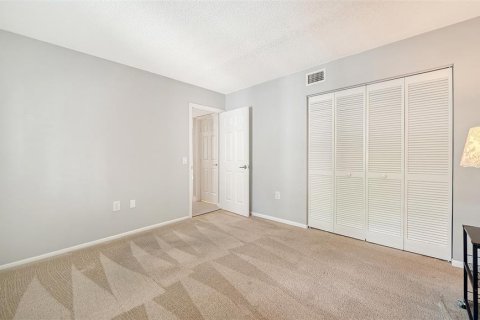 Condo in Sarasota, Florida, 2 bedrooms  № 2359120 - photo 29