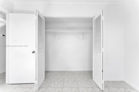 Copropriété à vendre à Hollywood, Floride: 1 chambre, 47.38 m2 № 1948425 - photo 21