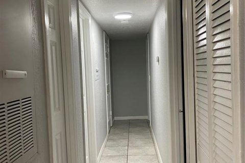 Apartment in Winter Park, Florida 2 bedrooms, 102.66 sq.m. № 1918589 - photo 7
