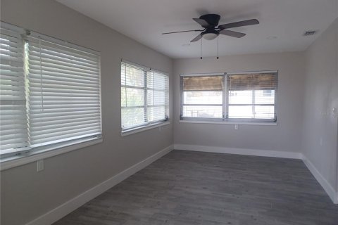 Casa en alquiler en Belleair Beach, Florida, 3 dormitorios, 100.52 m2 № 1676982 - foto 16