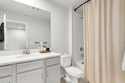Touwnhouse à louer à Odessa, Floride: 3 chambres, 159.42 m2 № 2388951 - photo 27