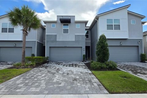 Touwnhouse à Lutz, Floride 3 chambres, 207.17 m2 № 2342326