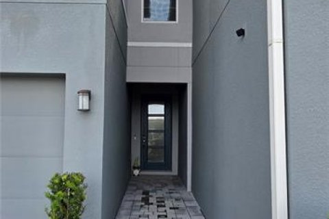 Touwnhouse à louer à Lutz, Floride: 3 chambres, 207.17 m2 № 2342326 - photo 3