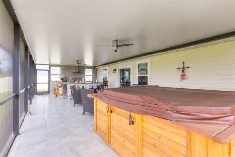 House in Kissimmee, Florida 5 bedrooms, 269.04 sq.m. № 2209912 - photo 21