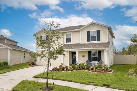 House in Kissimmee, Florida 5 bedrooms, 269.04 sq.m. № 2209912 - photo 3