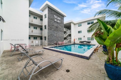 Condominio en alquiler en North Miami Beach, Florida, 1 dormitorio, 51.84 m2 № 1986802 - foto 24