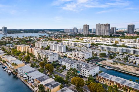 Condominio en alquiler en North Miami Beach, Florida, 1 dormitorio, 51.84 m2 № 1986802 - foto 26