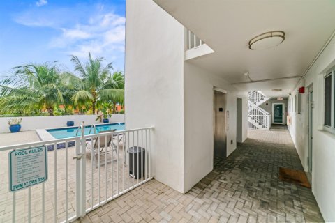 Condominio en alquiler en North Miami Beach, Florida, 1 dormitorio, 51.84 m2 № 1986802 - foto 22