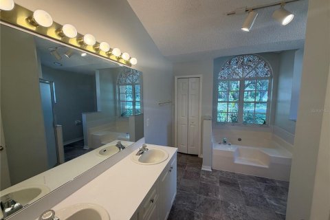 Villa ou maison à vendre à Clermont, Floride: 3 chambres, 168.15 m2 № 2415607 - photo 14