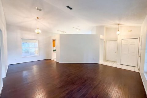 Villa ou maison à vendre à Clermont, Floride: 3 chambres, 168.15 m2 № 2415607 - photo 3